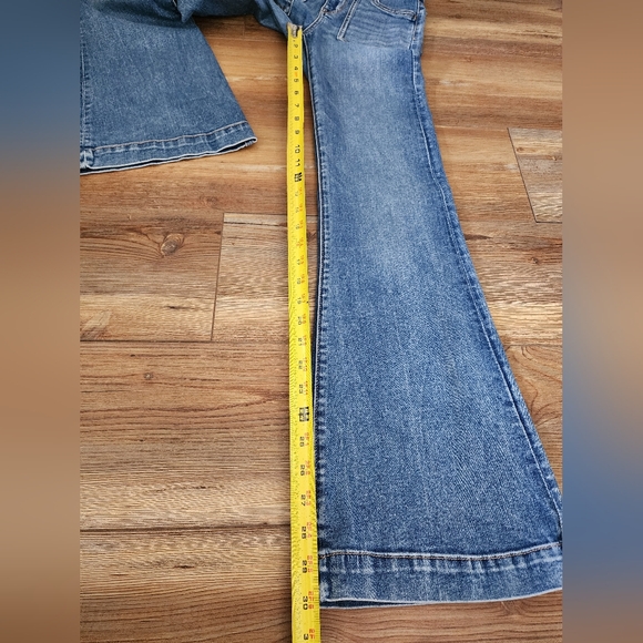 American Eagle Super Hi-Rise Flare Jeans Women's 0 Blue - Picture 10 of 10